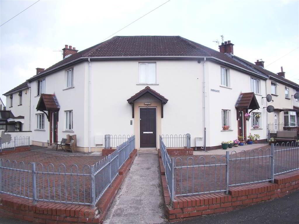 102c Inishowen Drive 1 of 8