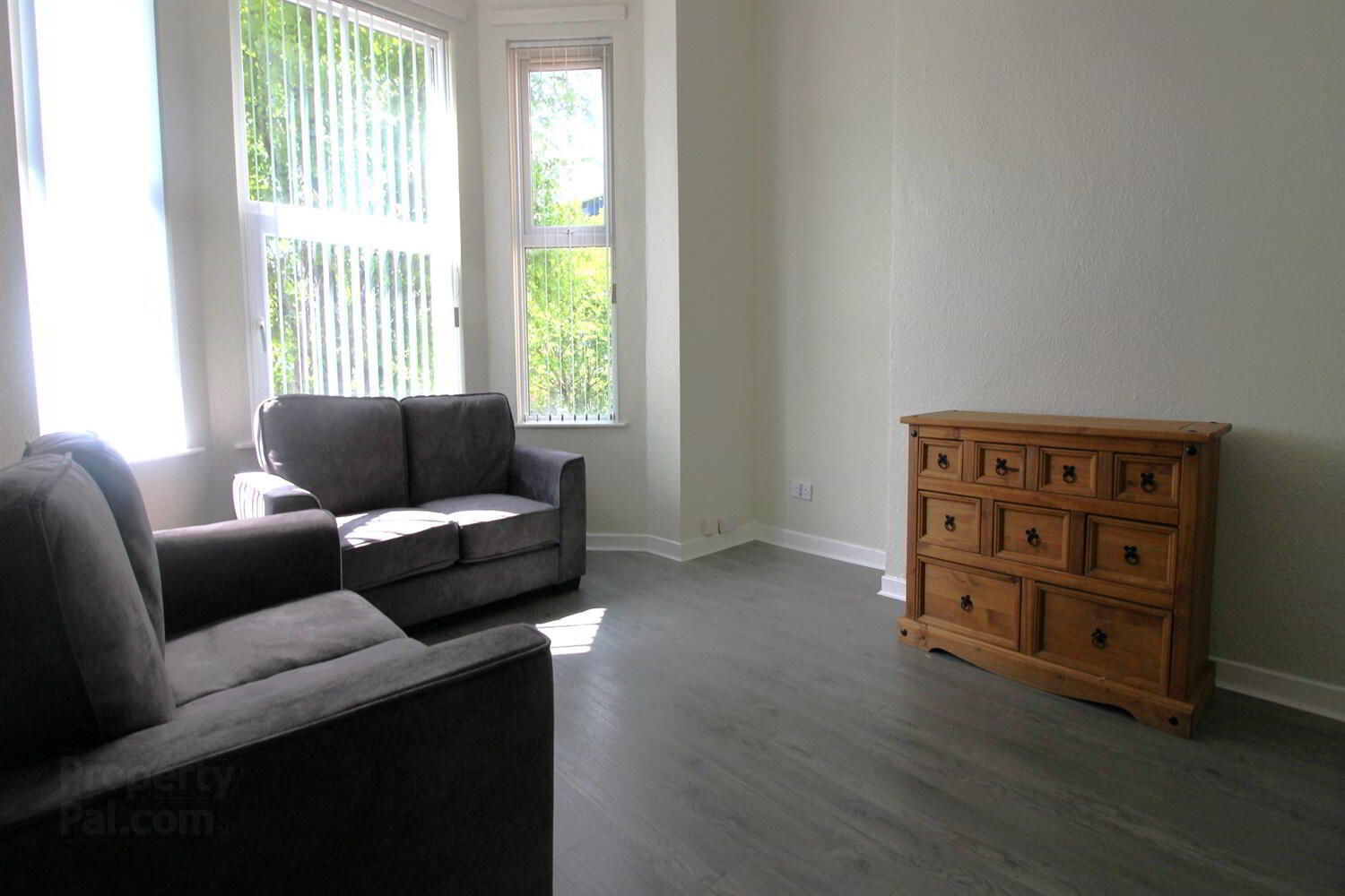 property description image