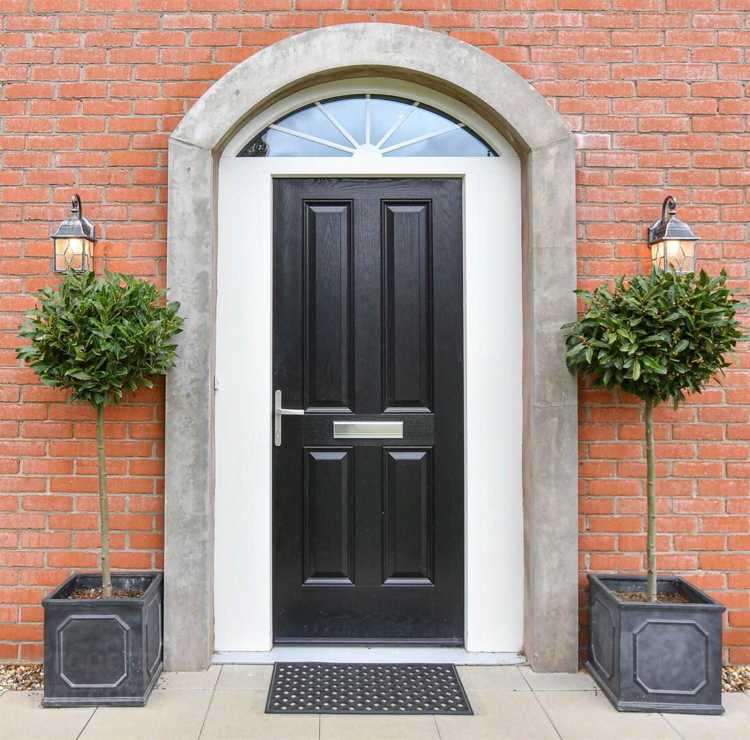 58 Oakfield Park 3 of 14