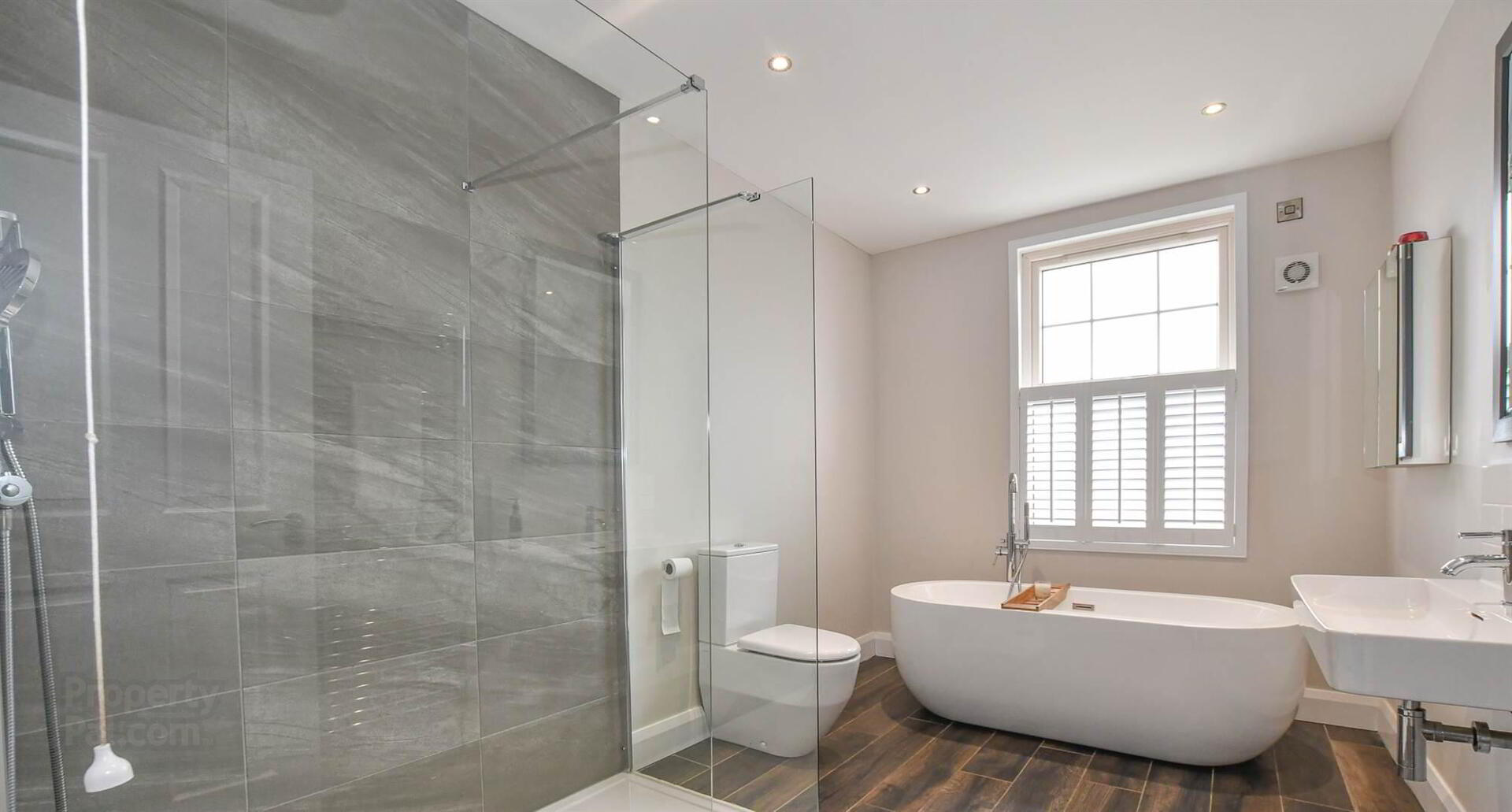 58 Oakfield Park 14 of 14