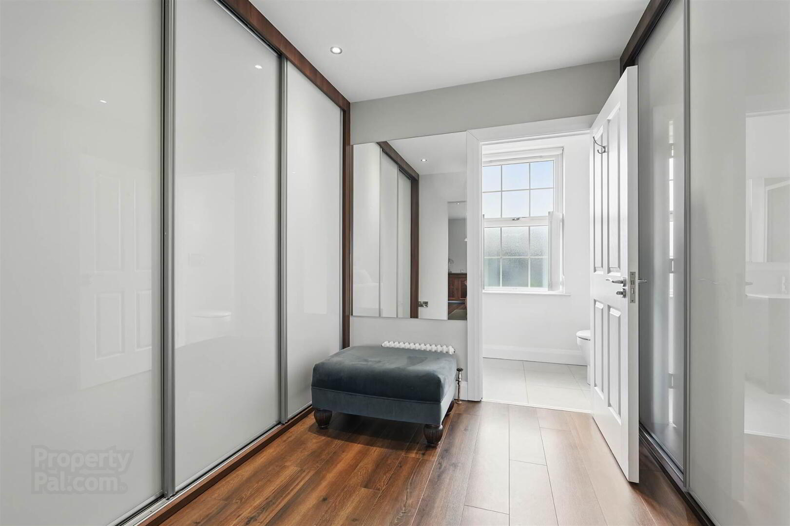 58 Oakfield Park 21 of 29
