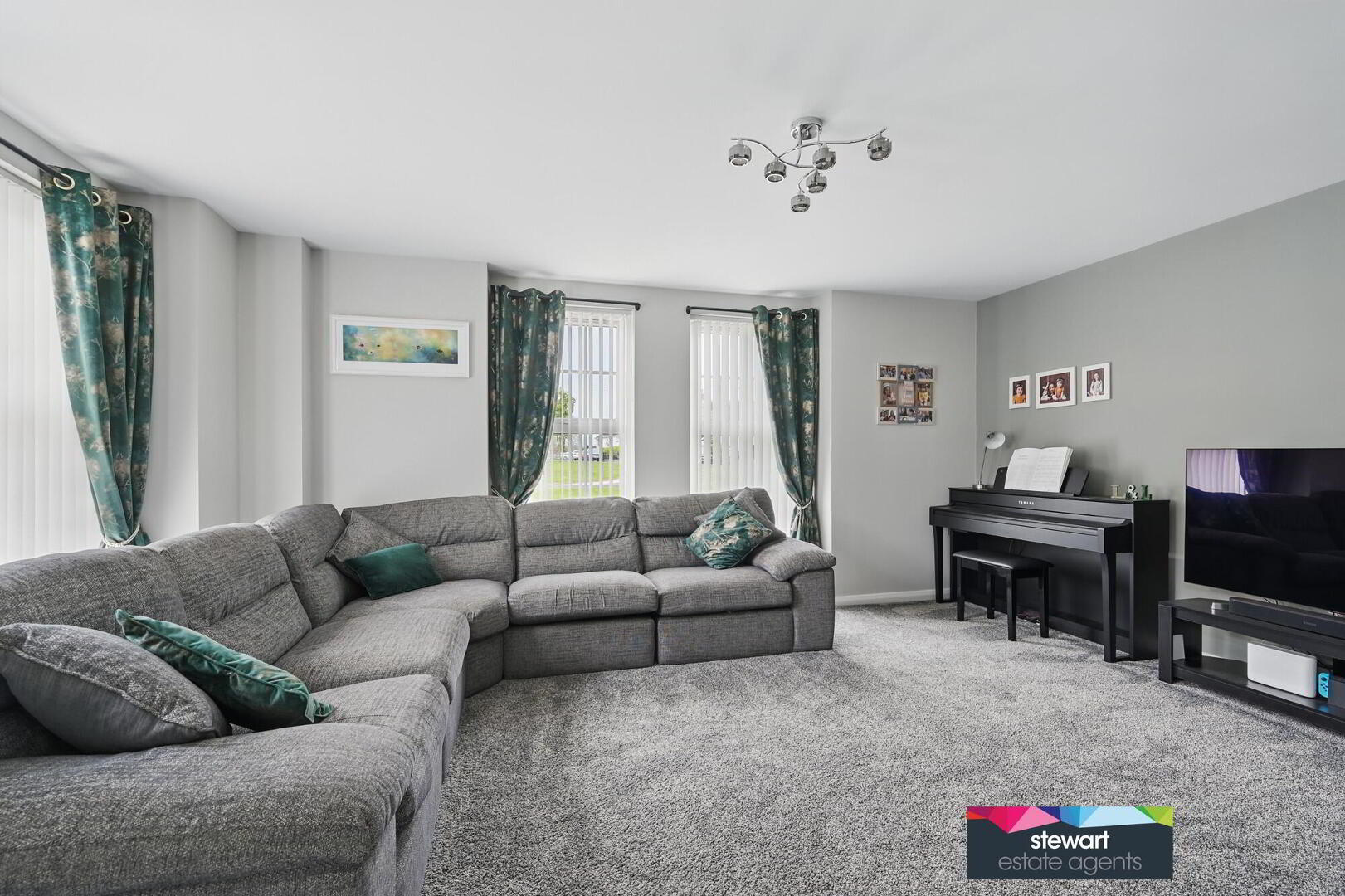 54 Harlow Green 6 of 29
