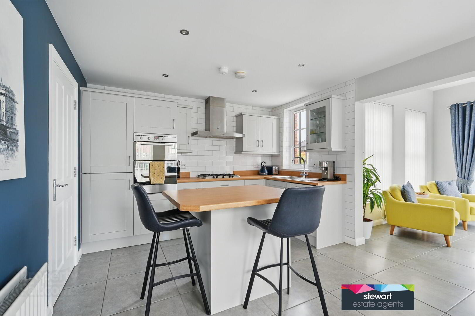 54 Harlow Green 10 of 29
