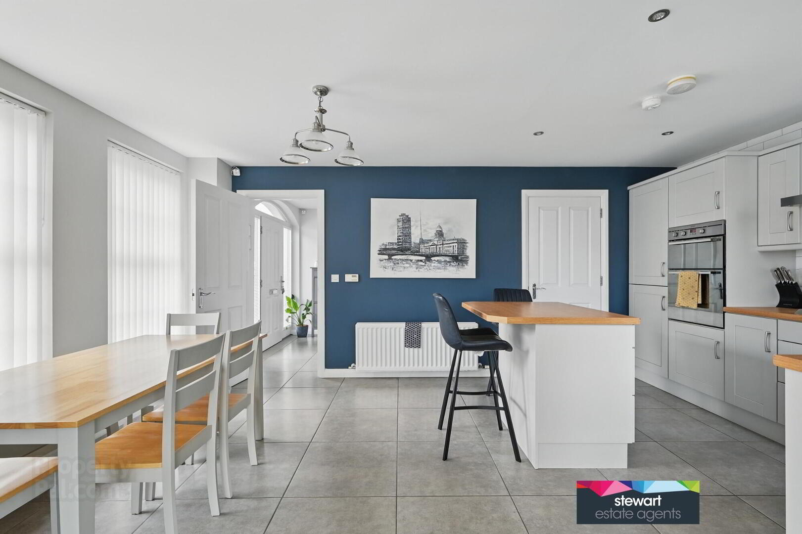 54 Harlow Green 12 of 29