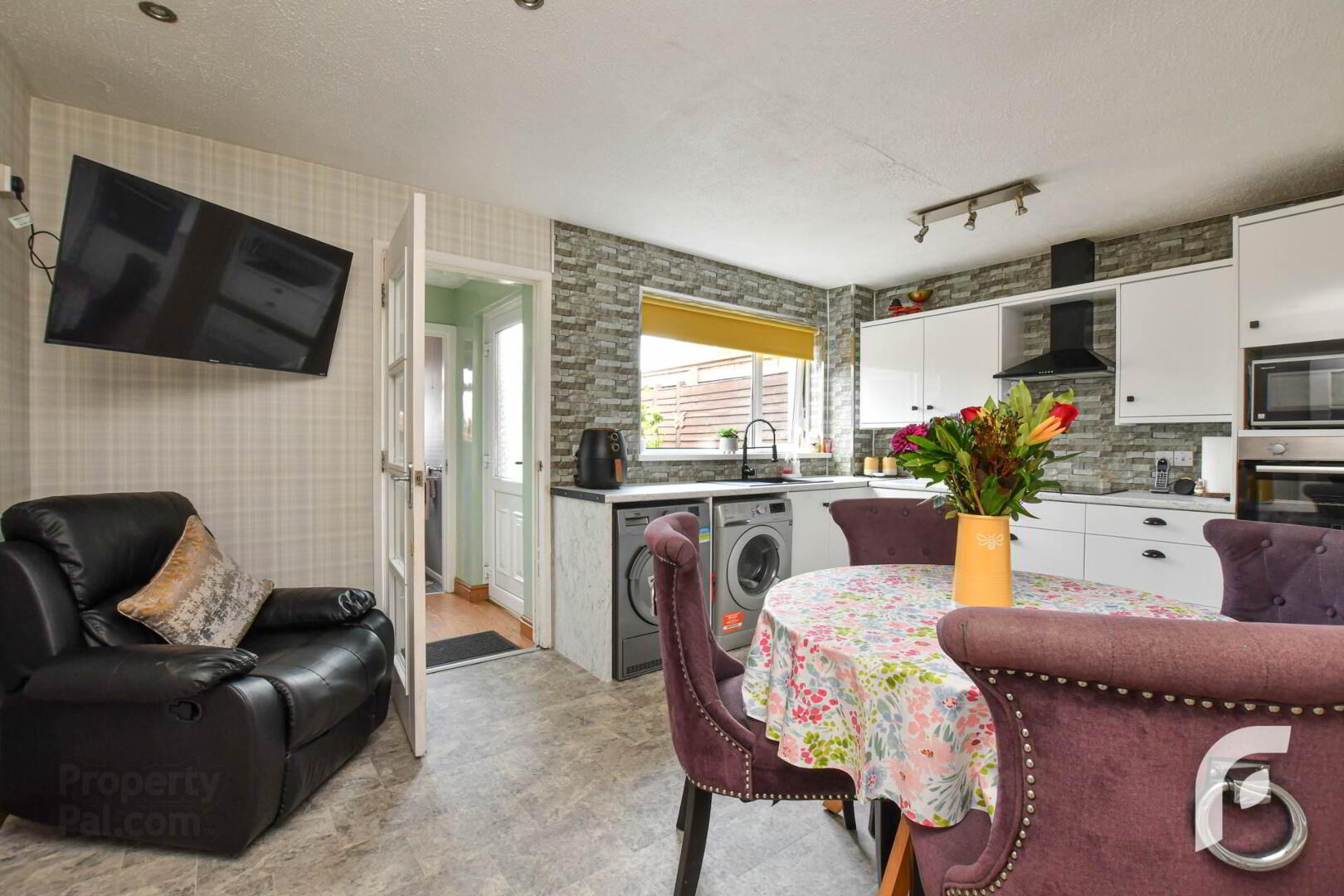 76 Monkstown Road 12 of 36