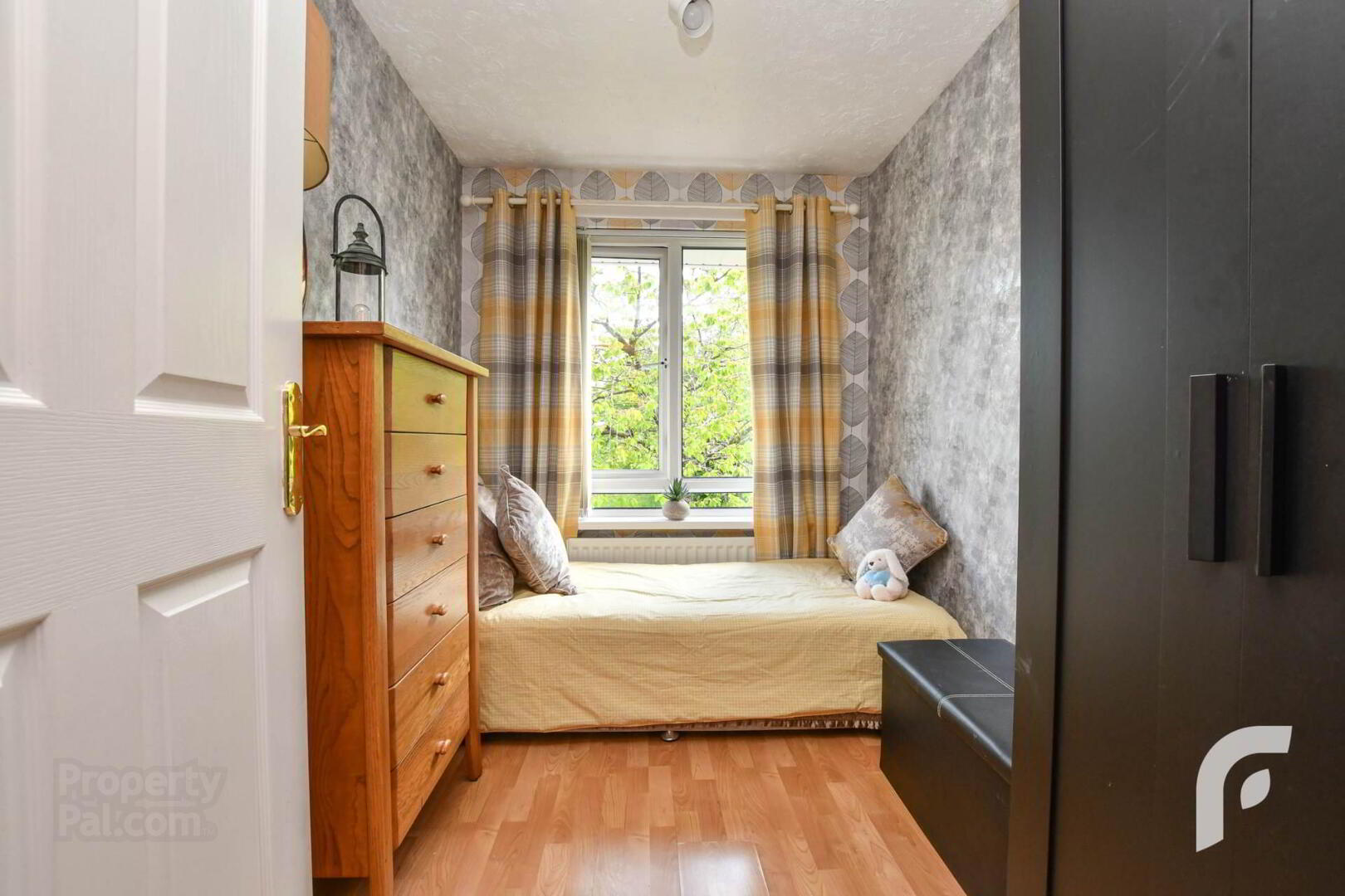 76 Monkstown Road 20 of 36