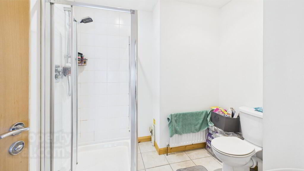 30 Shaftesbury Drive 9 of 12
