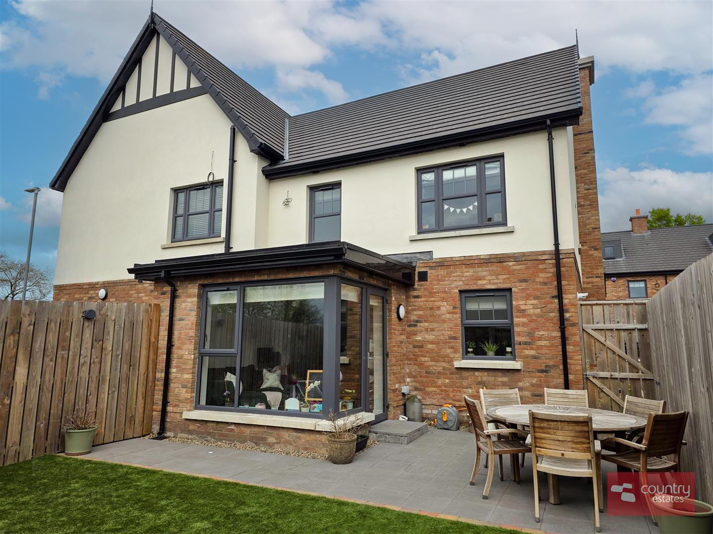 4 Barton Park Mews 26 of 31