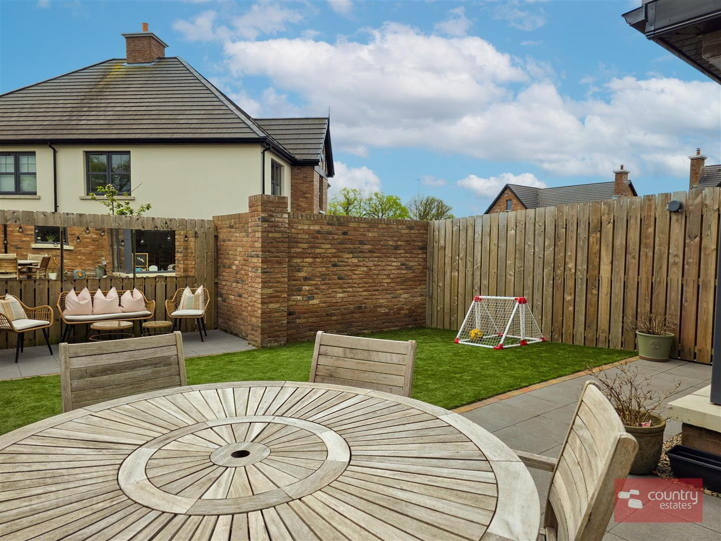 4 Barton Park Mews 28 of 31
