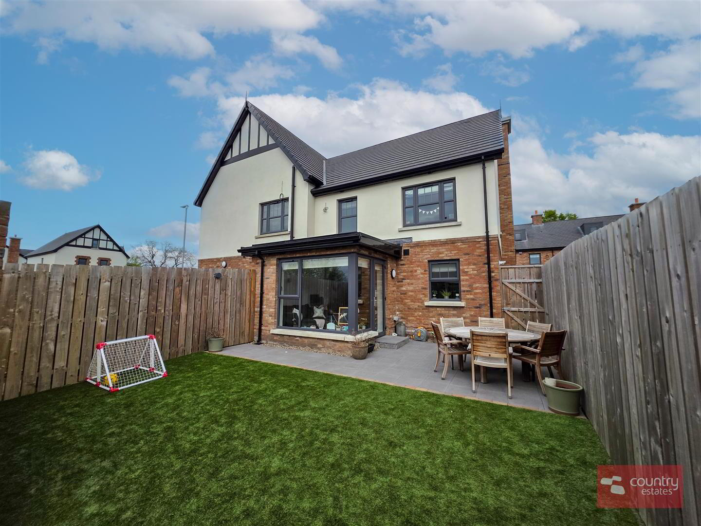 4 Barton Park Mews 31 of 31