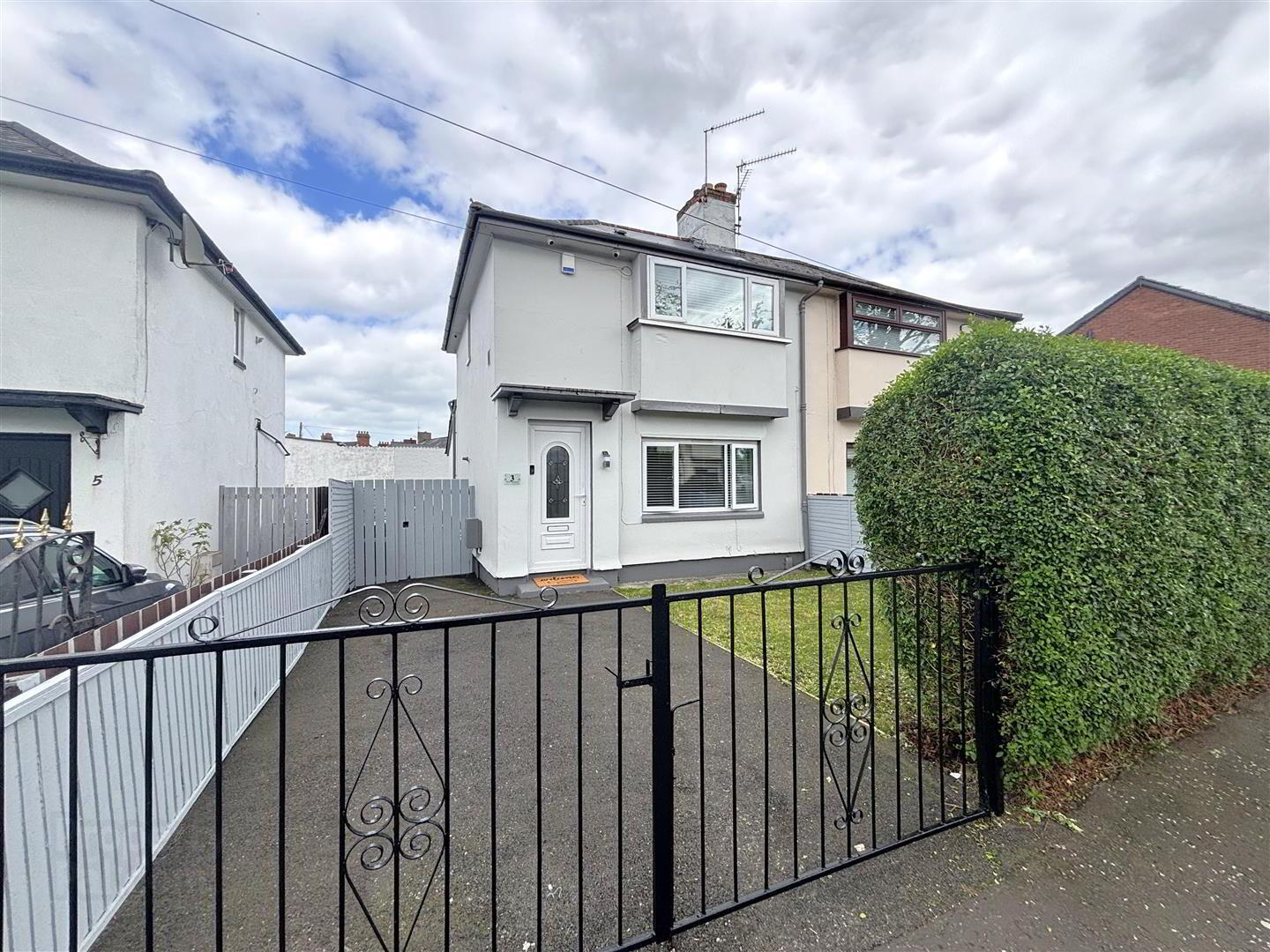 property description image