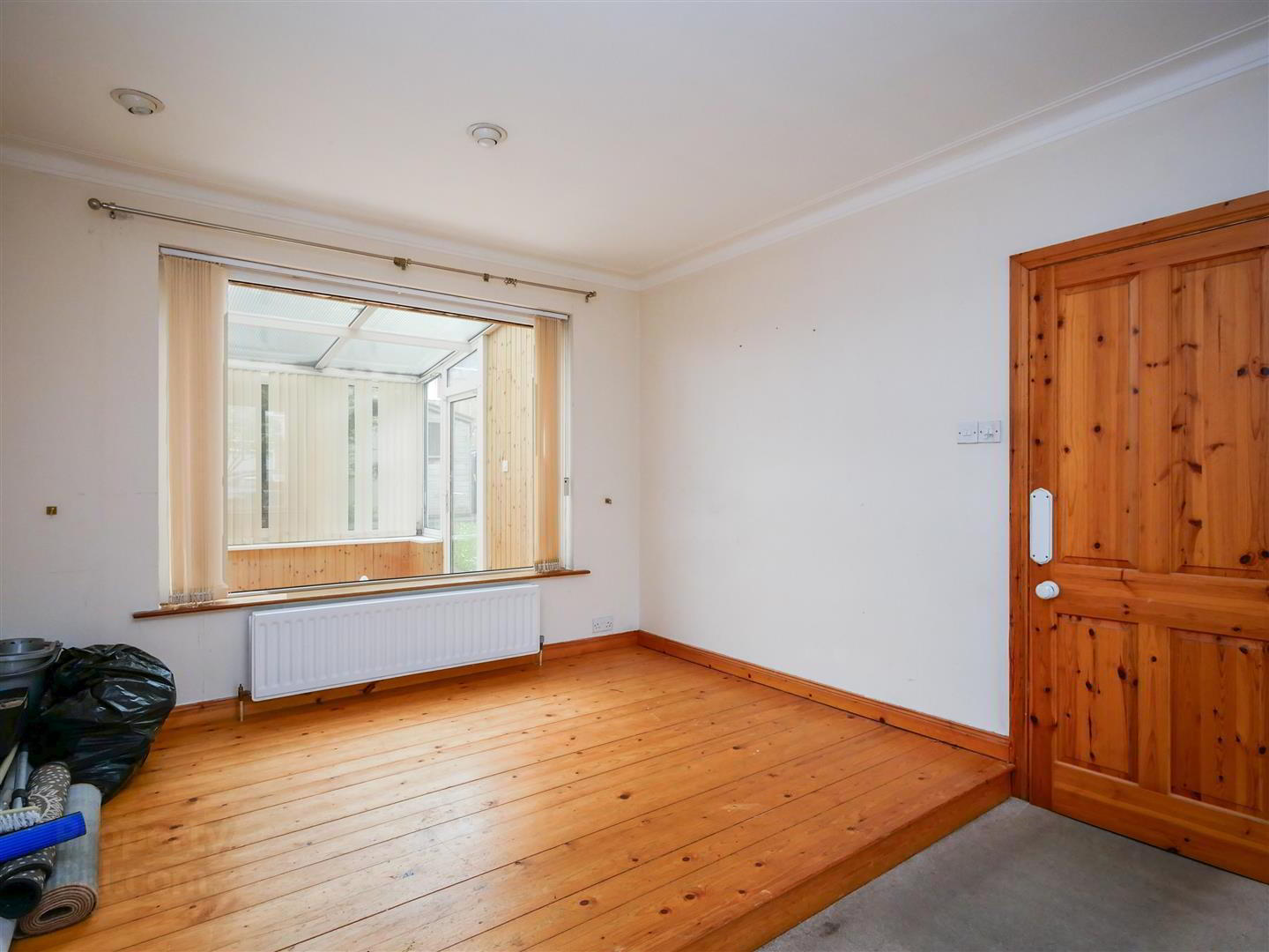 4 Alt-Min Avenue 5 of 18