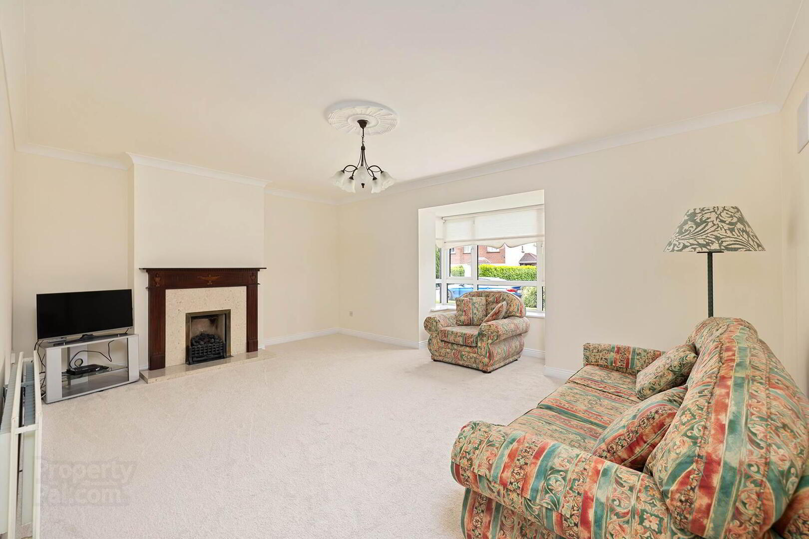 57 Castle Riada Drive 7 of 22