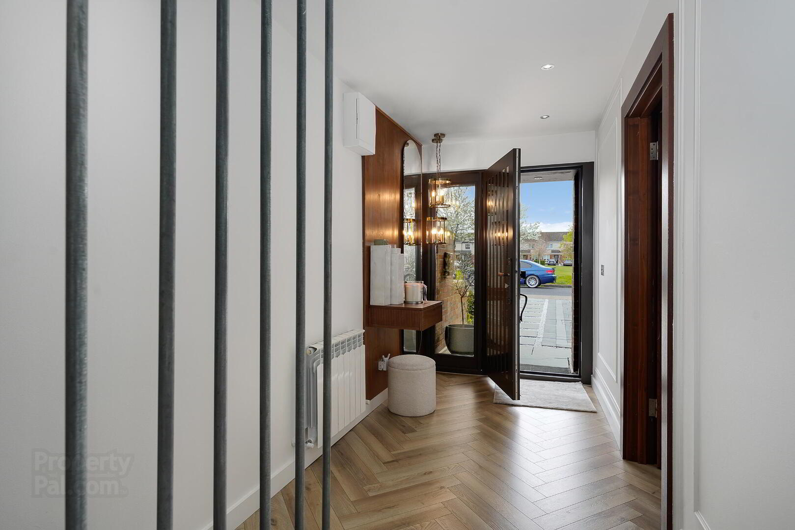 25 Ravenswood Crescent 9 of 42