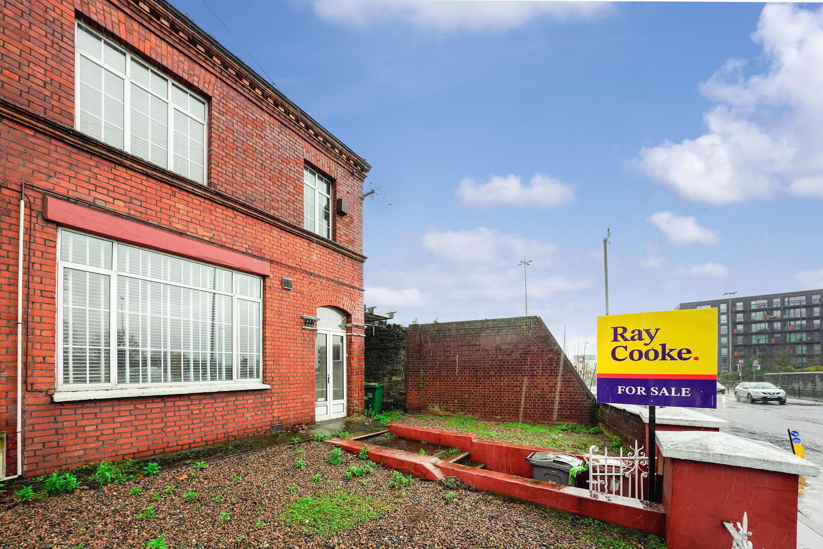 697 South Circular Road 4 of 34