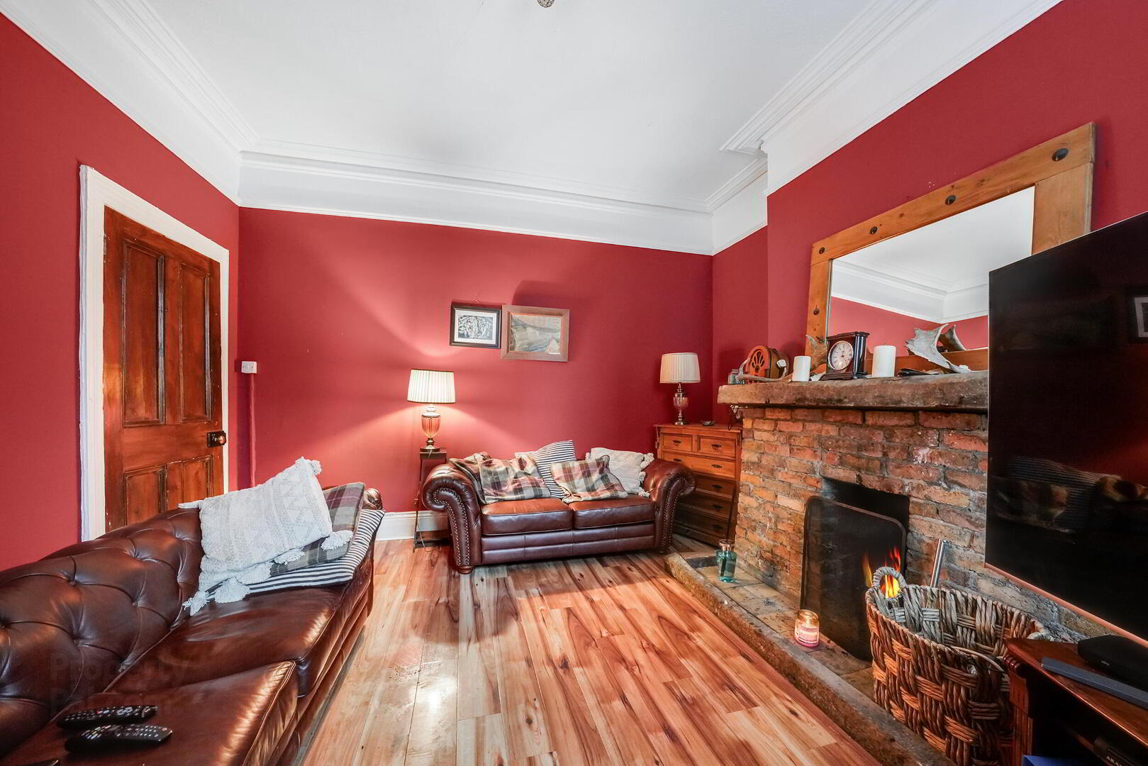 697 South Circular Road 10 of 34