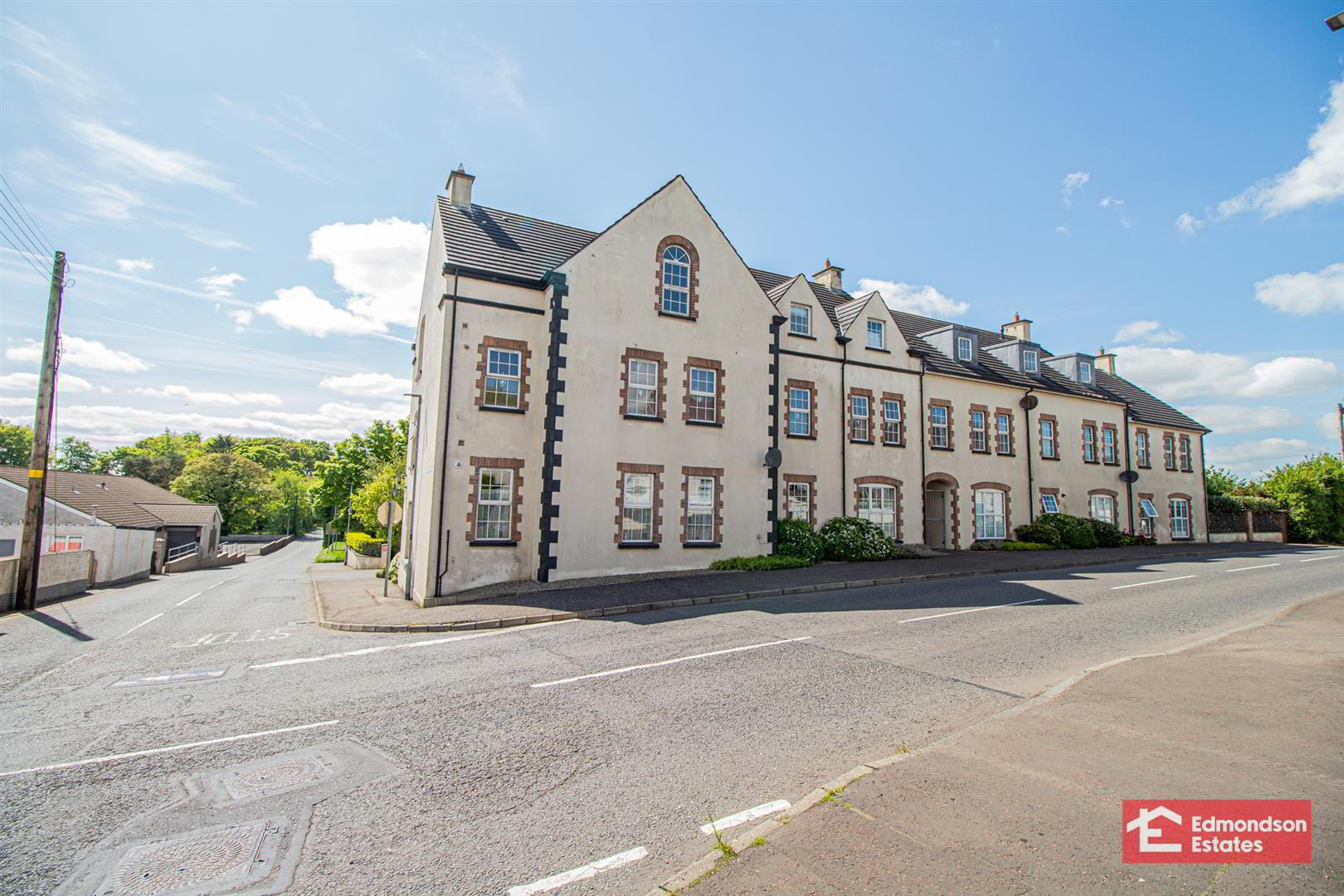 7 Springmount Mews 1 of 19
