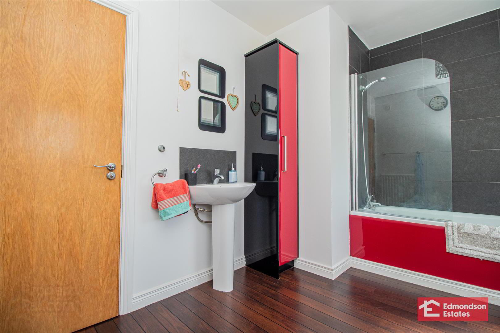 7 Springmount Mews 16 of 19