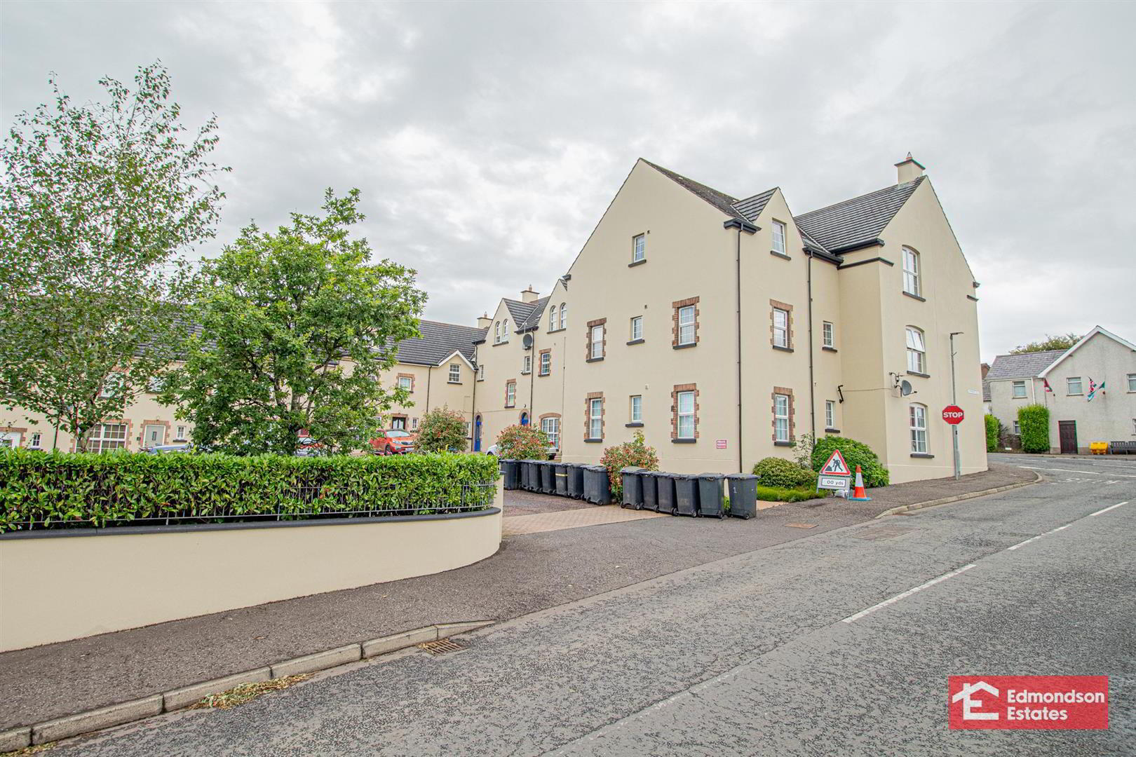 7 Springmount Mews 2 of 19