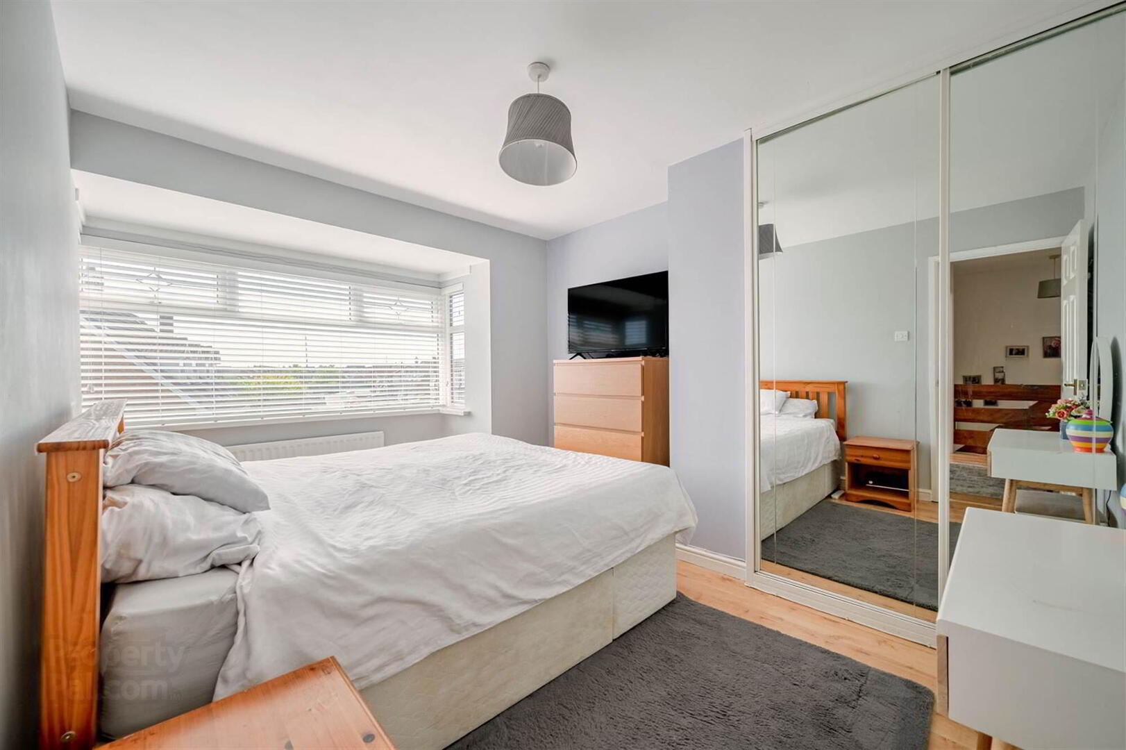 1 Woodford Grange 15 of 23