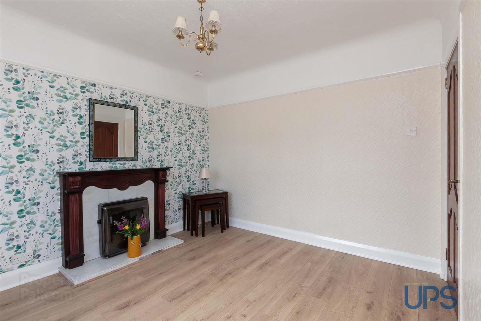 6 Ashton Avenue 4 of 20