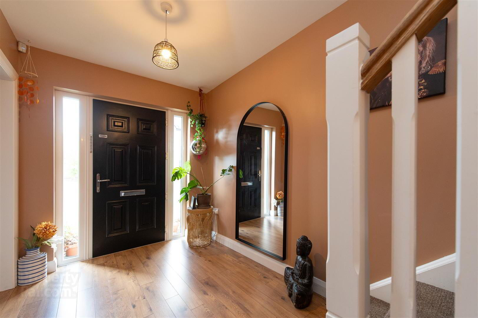 property description image