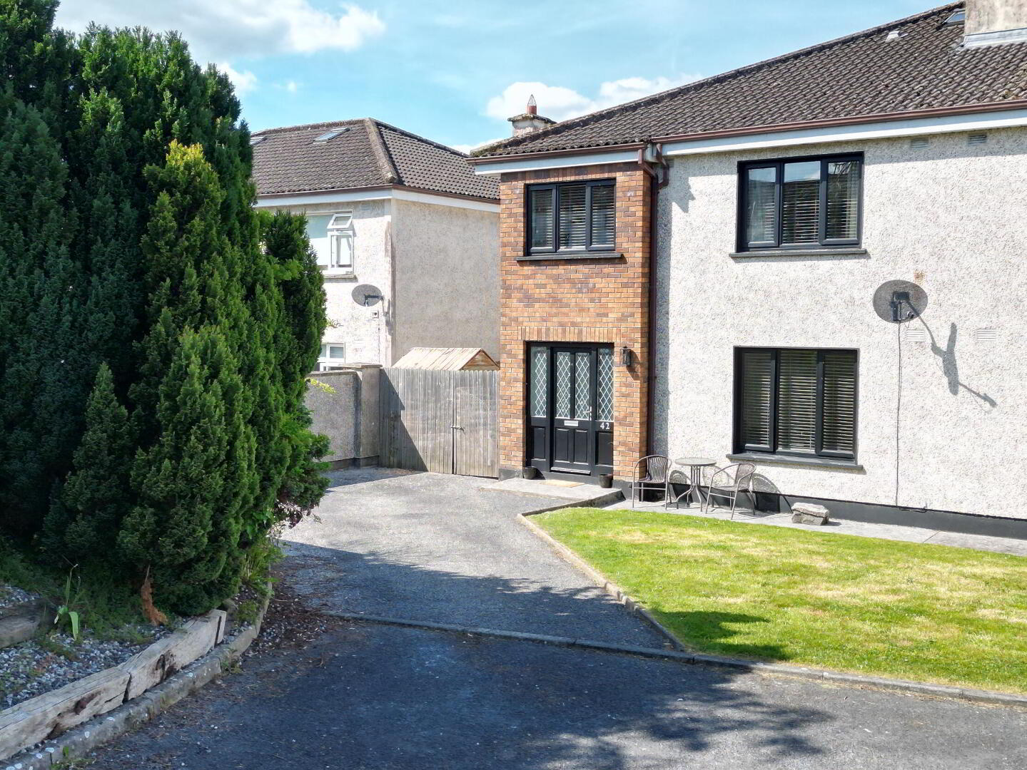 property description image
