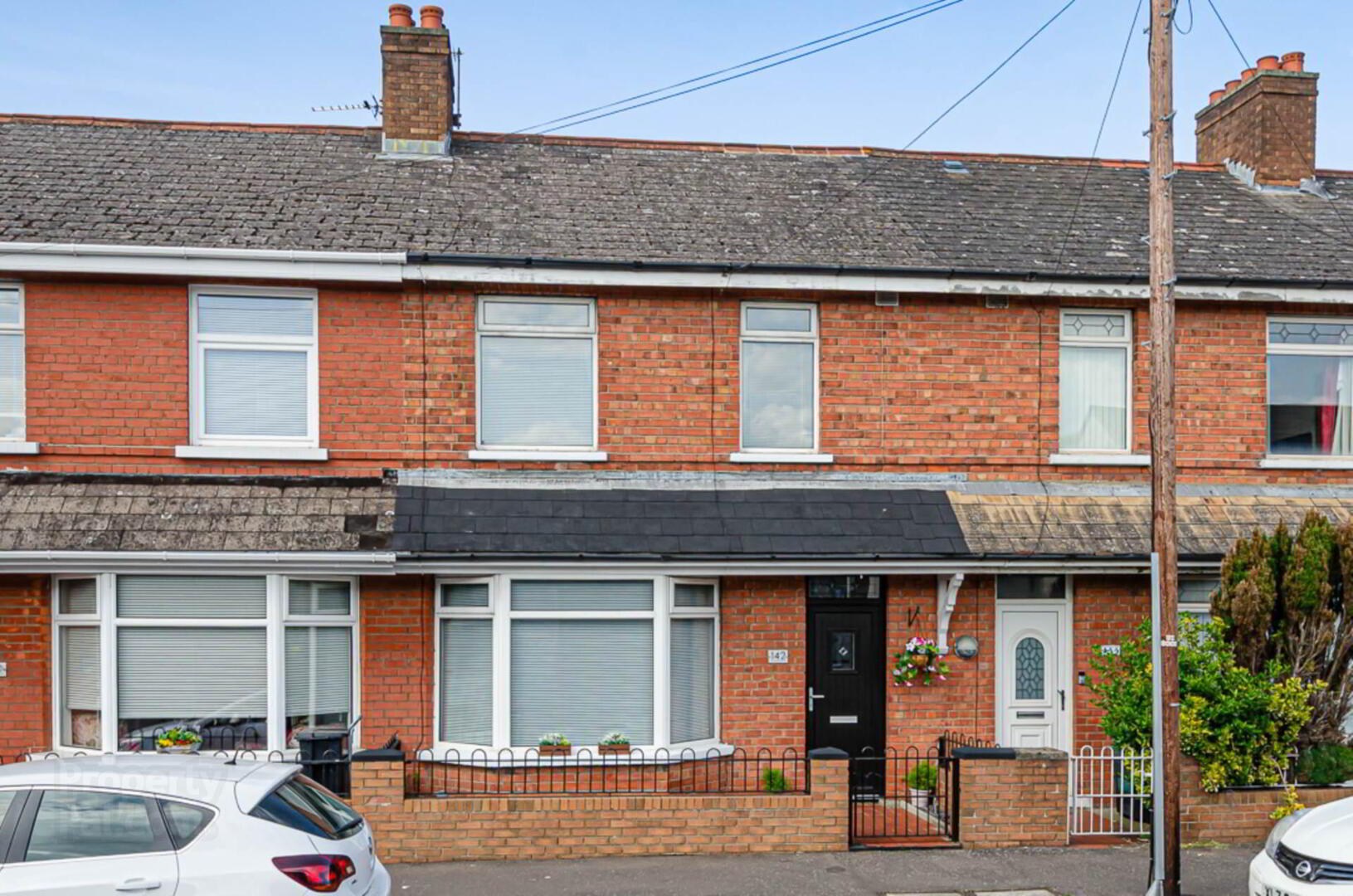 142 Ravenhill Avenue 1 of 50