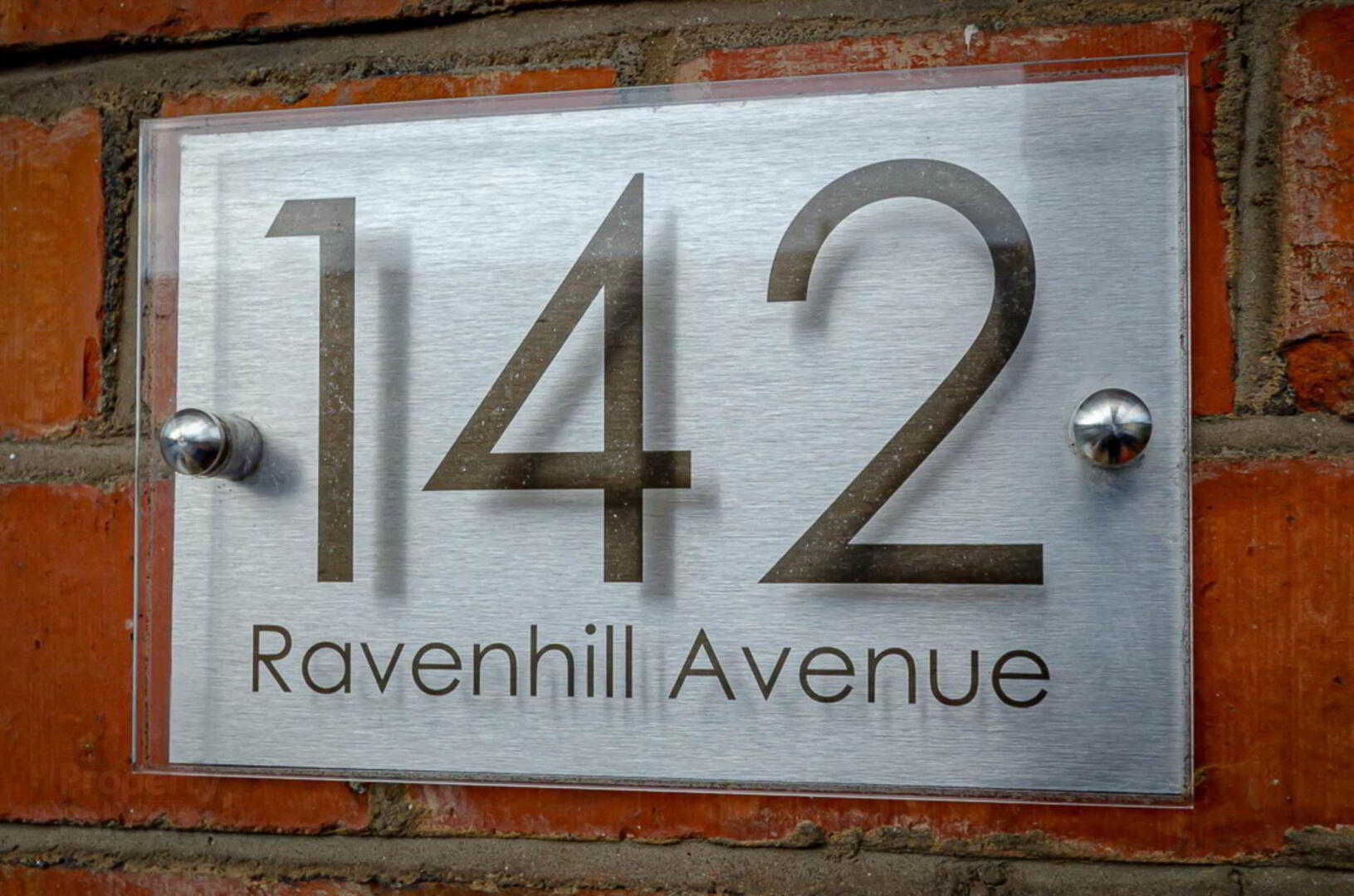142 Ravenhill Avenue 8 of 50