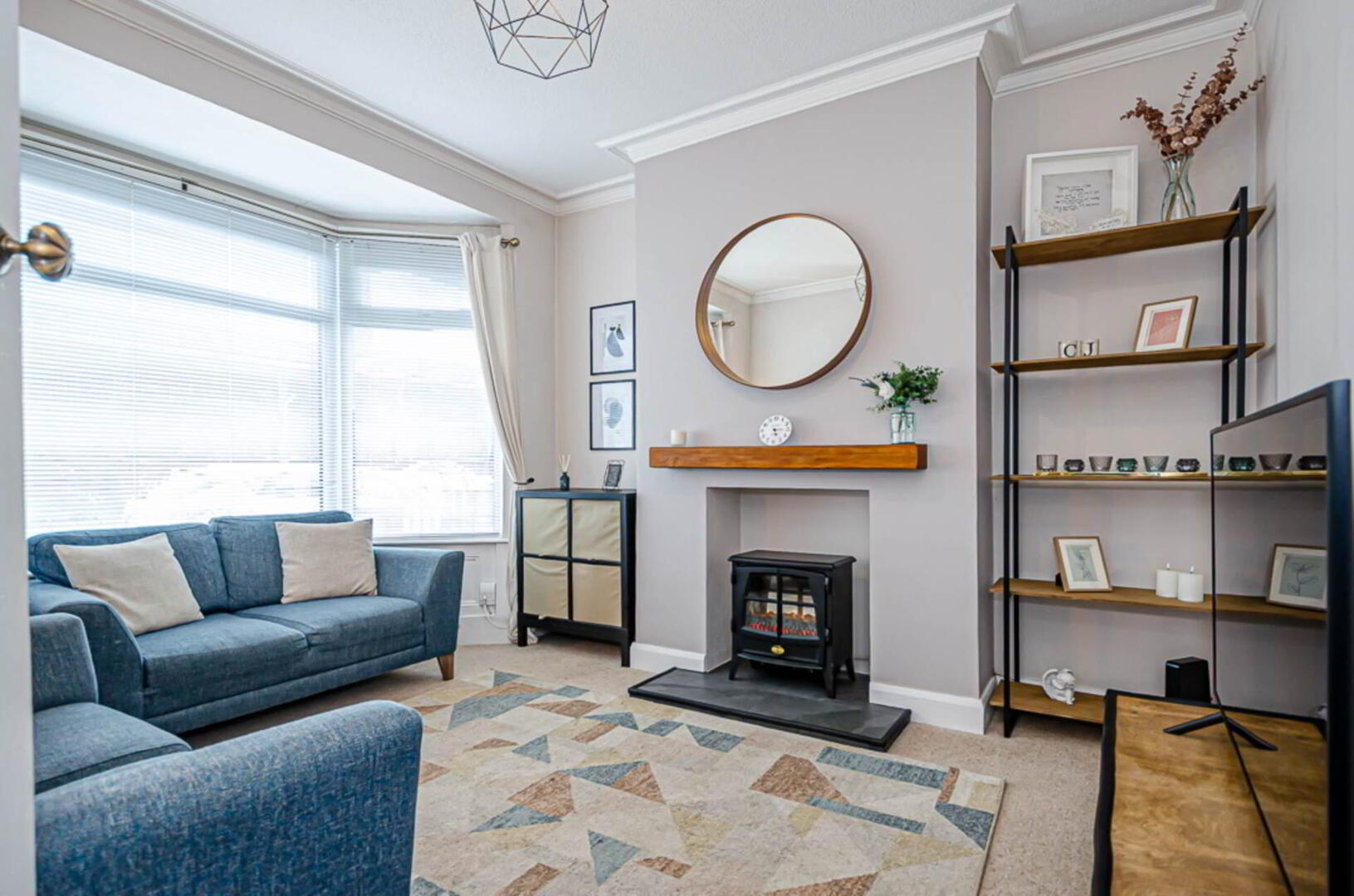 142 Ravenhill Avenue 12 of 50