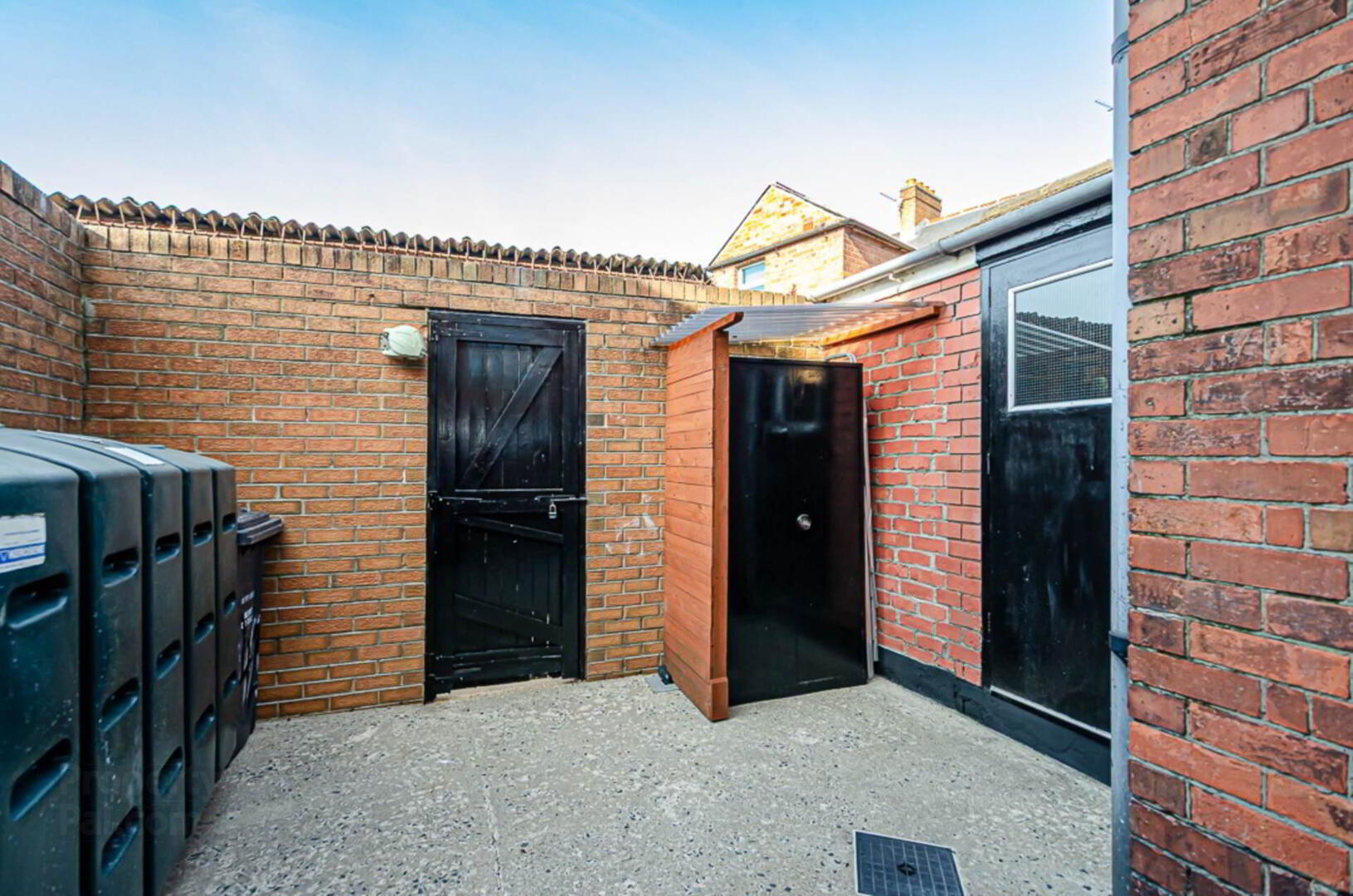 142 Ravenhill Avenue 50 of 50