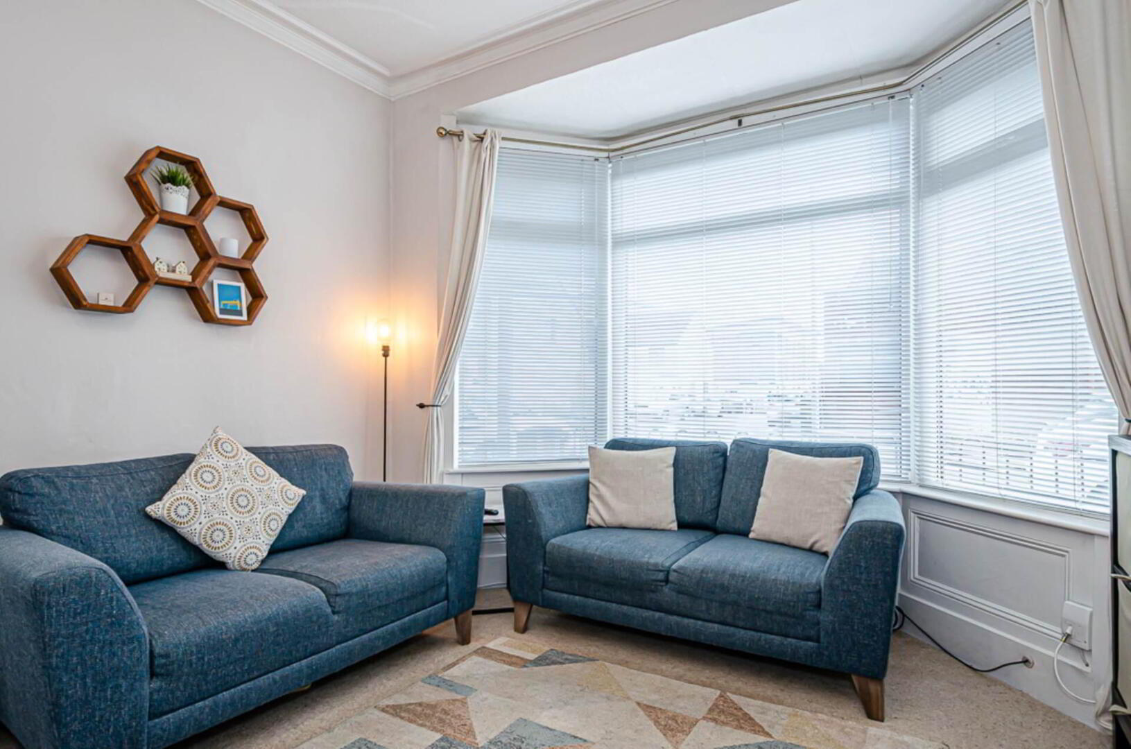 142 Ravenhill Avenue 14 of 50