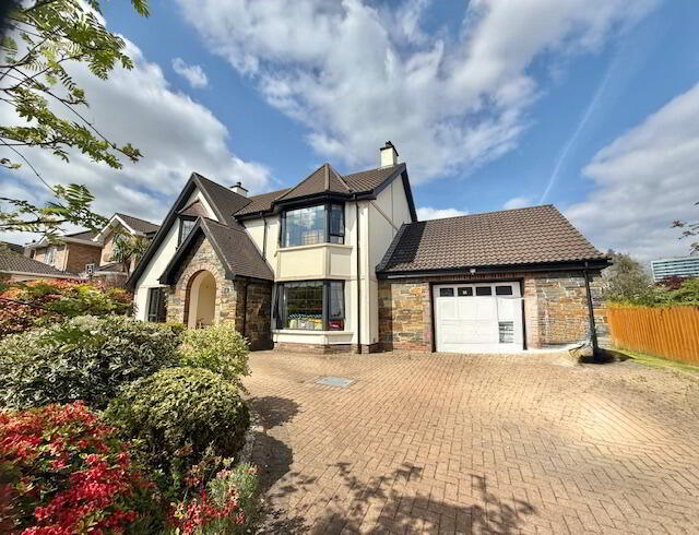 10 Ashgrove Park 1 of 26