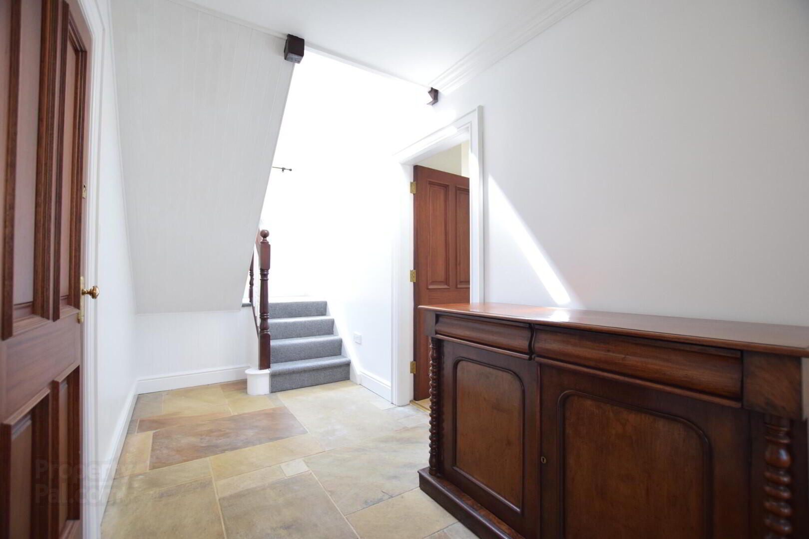 10 Corkhil Road 5 of 44