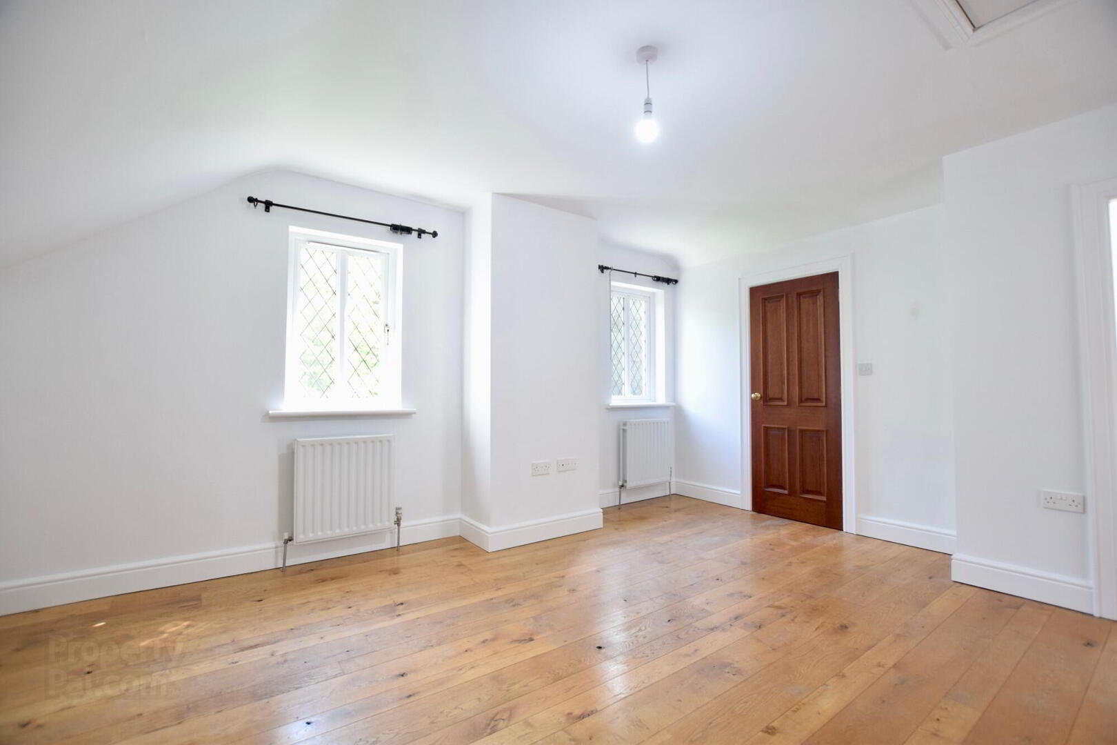 10 Corkhil Road 23 of 44