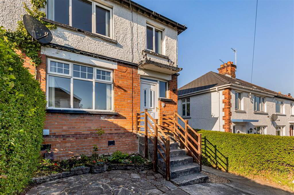 7 Windsor Gardens 1 of 17