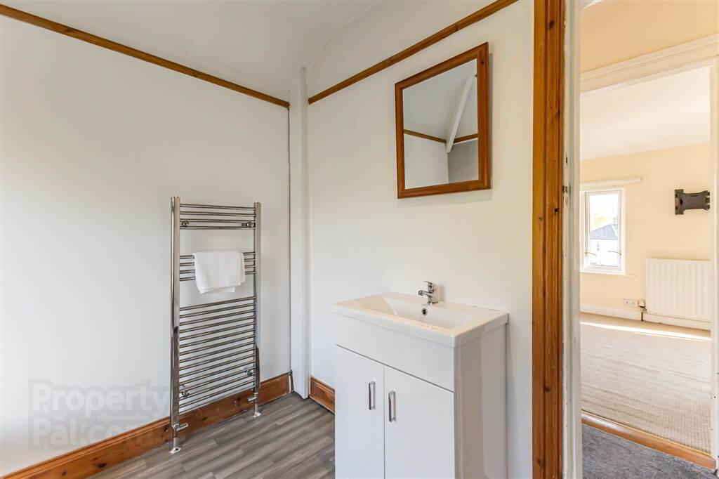 7 Windsor Gardens 15 of 17
