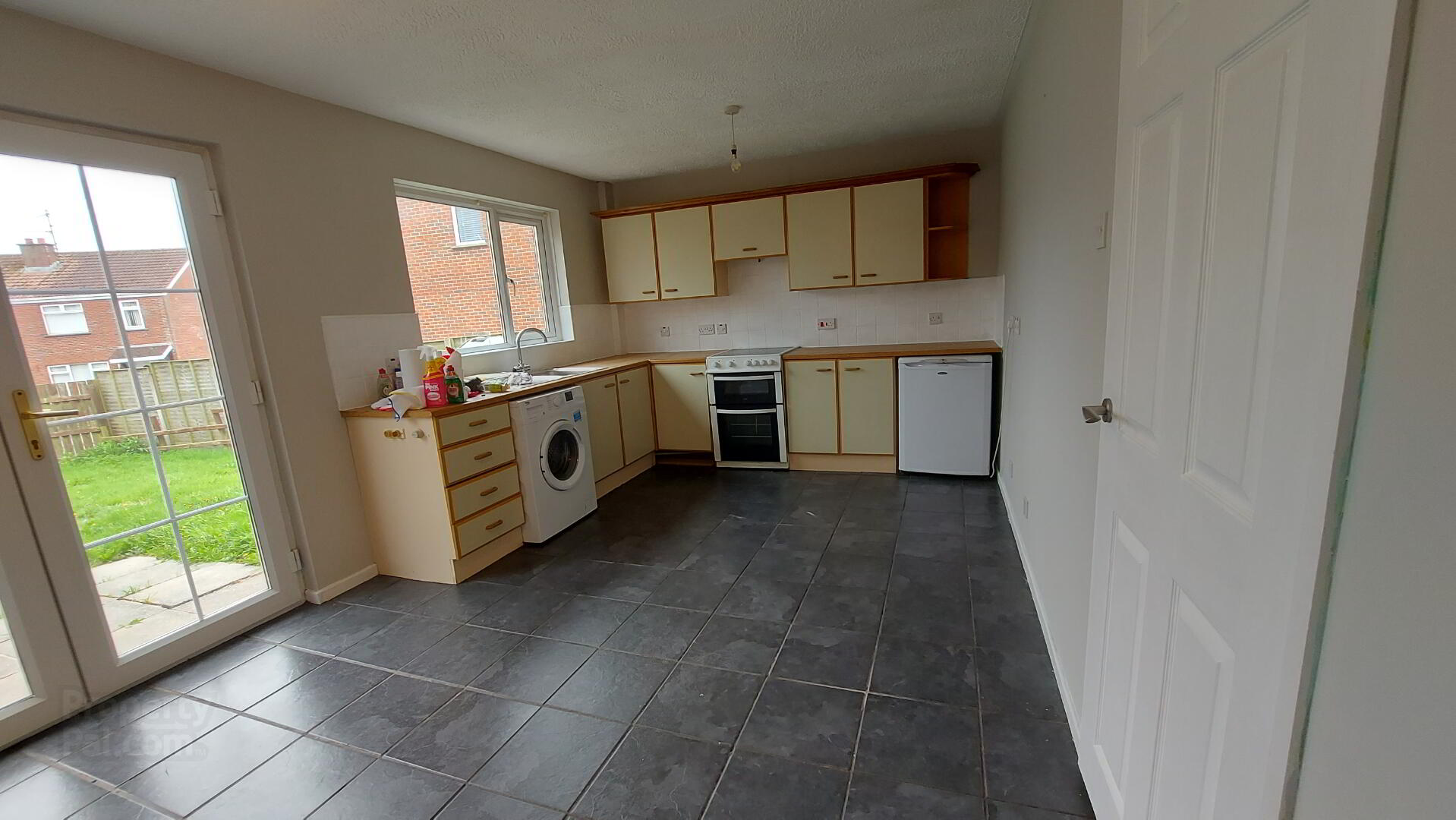 50 Claremont Avenue 3 of 8