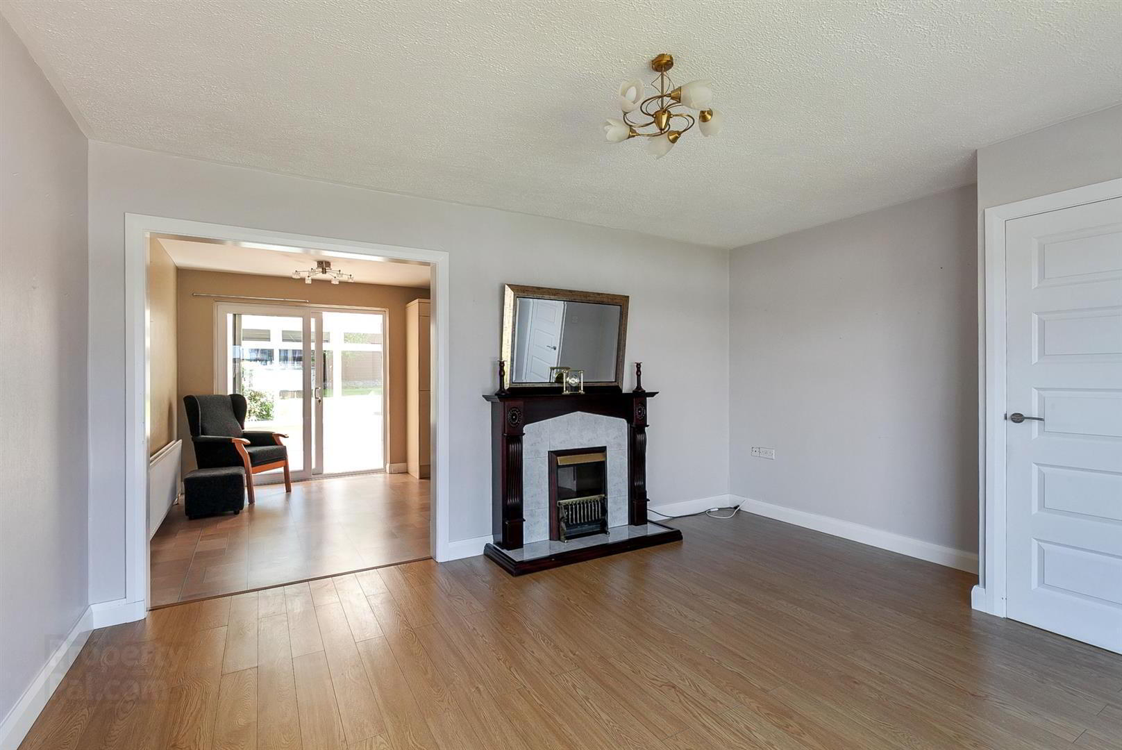 4 Fairhill Drive 5 of 21
