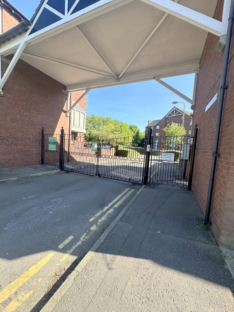 Unit 39, Laganview Court 1 of 32