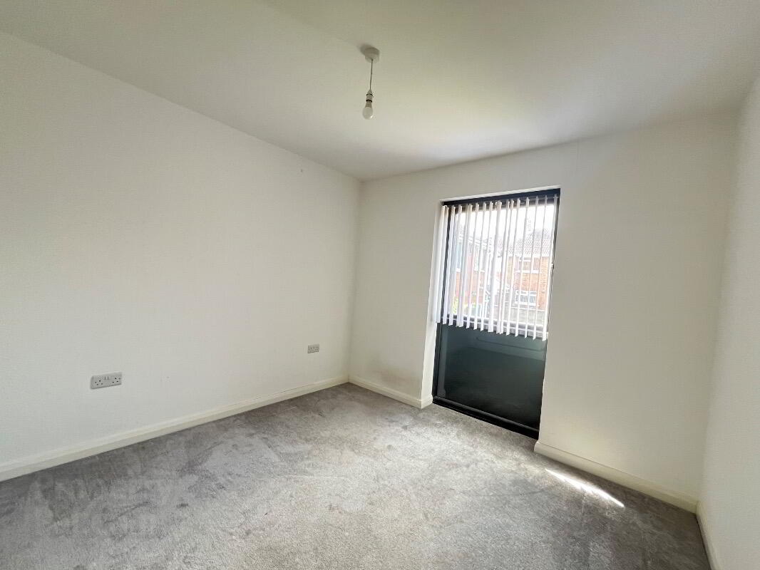 Apt 1, 94 Sunnyside Street 6 of 9
