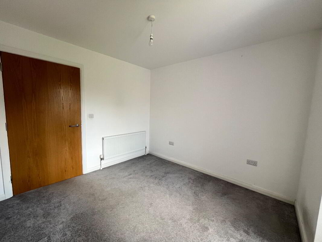 Apt 1, 94 Sunnyside Street 7 of 9