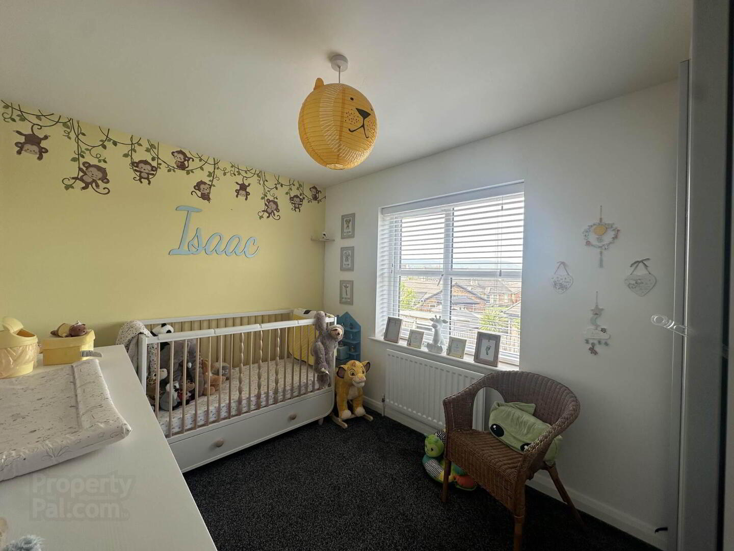153 Blackthorn Rise 12 of 17
