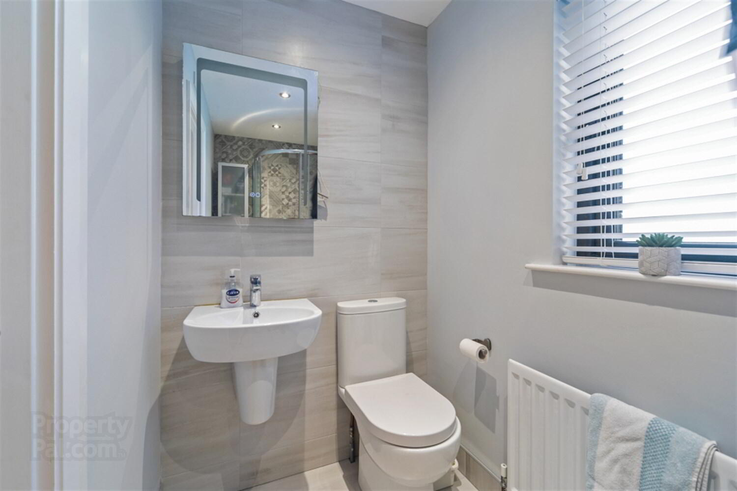 14 Ballantine Lane 23 of 43