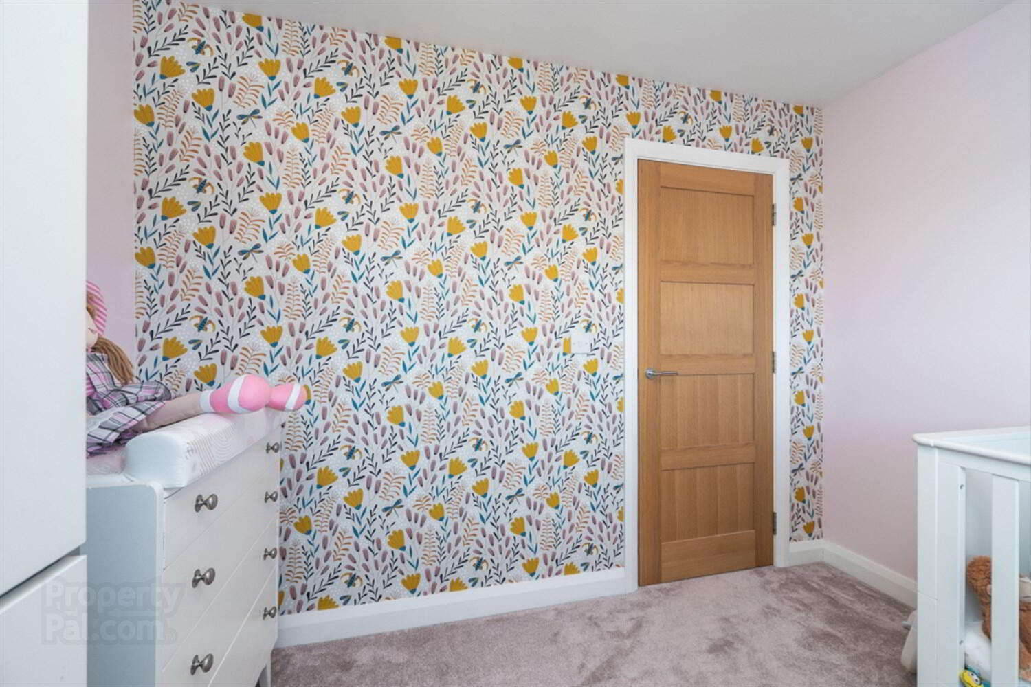 14 Ballantine Lane 26 of 43