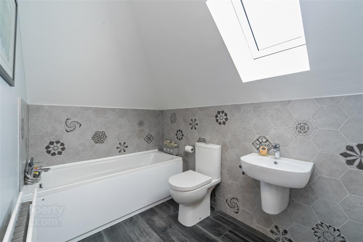 14 Ballantine Lane 35 of 43