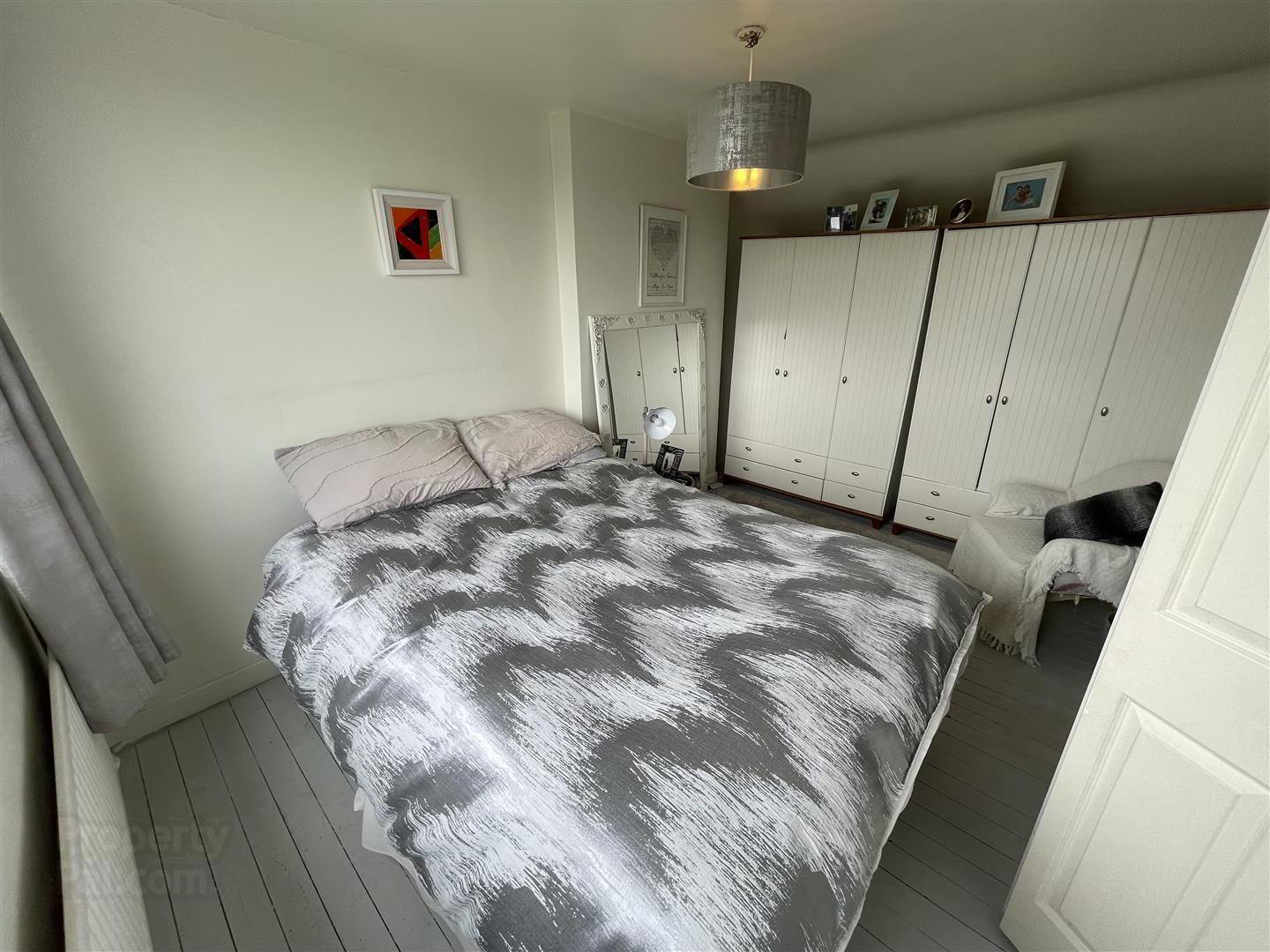 32 Strangford Heights 15 of 24