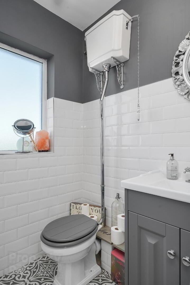 18 Ellensborough Grange 23 of 31