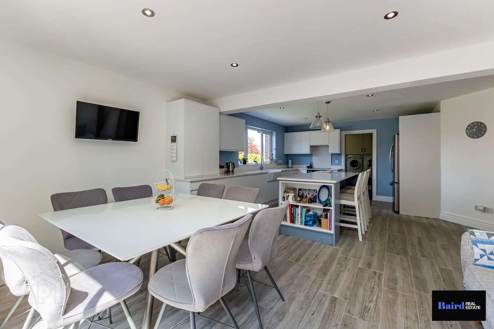 24 Upper Parklands 13 of 43