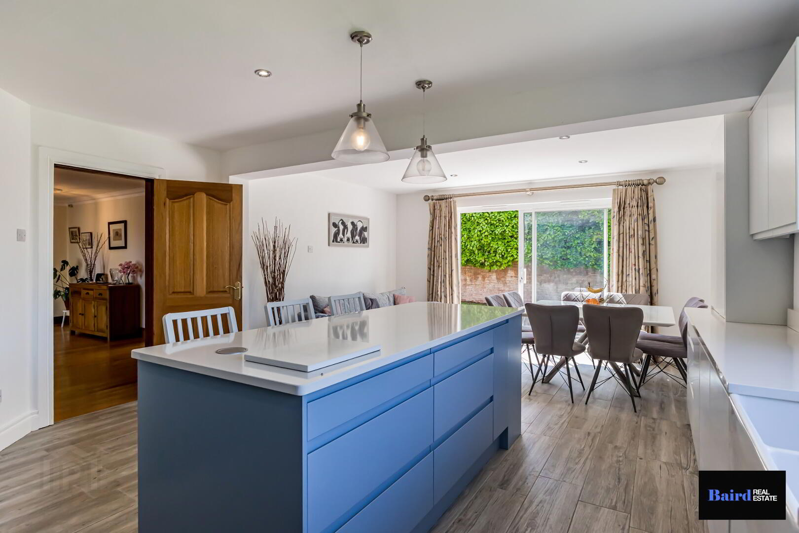 24 Upper Parklands 17 of 43